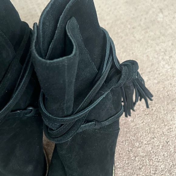 ALDO Suedeβ Booties - Picture 6 of 9